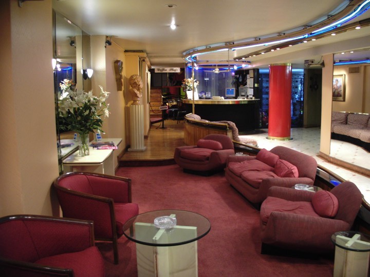 Hotel Embassy All Suites