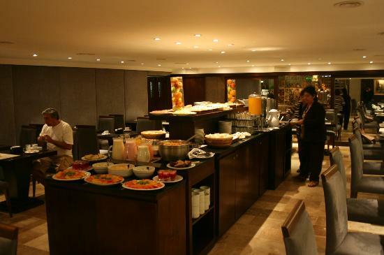 Grand King Hotel
