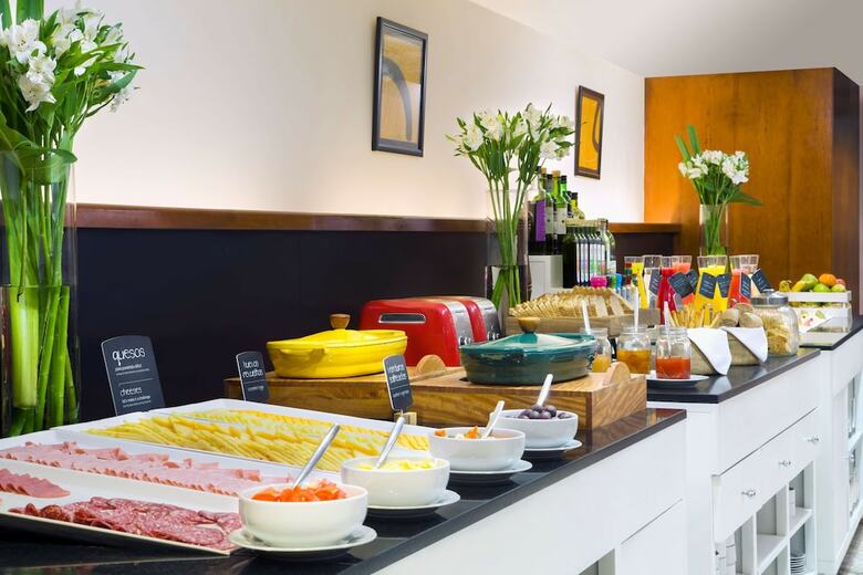 Hotel NH Buenos Aires Latino