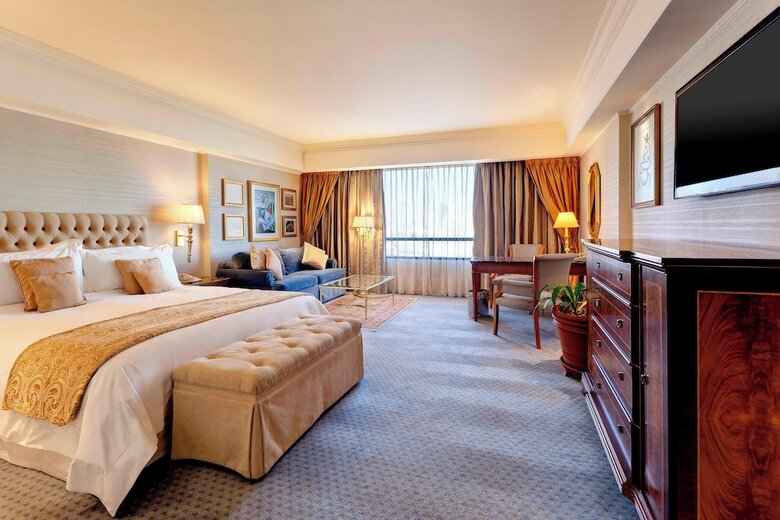 Park Tower - A Luxury Collection Hotel