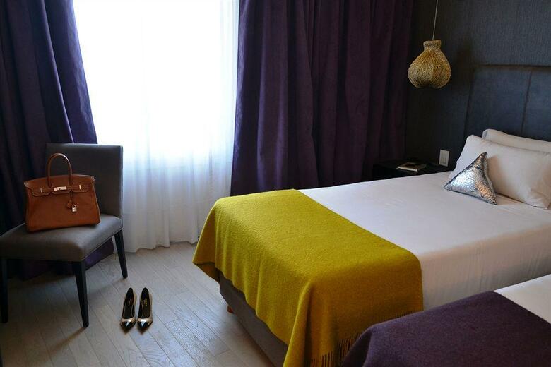 Hotel Esplendor Plaza Francia