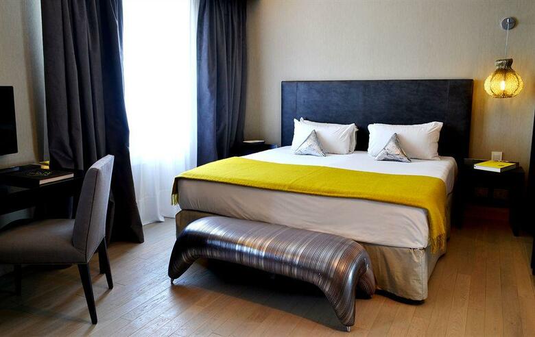 Hotel Esplendor Plaza Francia