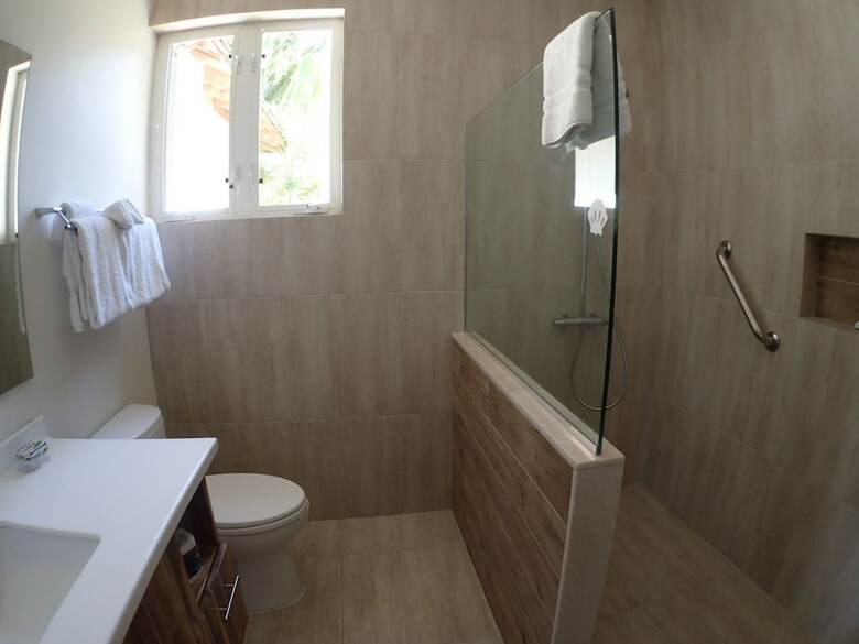 Villa Siesta - Runaway Bay 5br