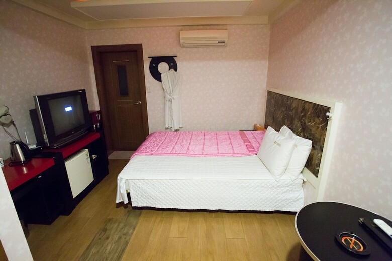 Hotel Ritz Hostel