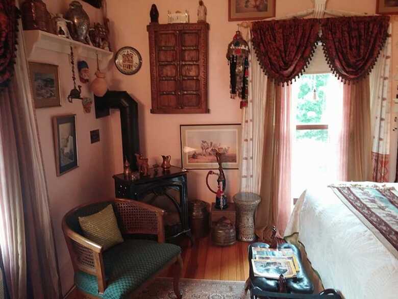 Oasis Bed And Breakfast