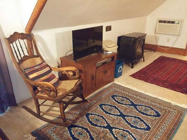 Oasis Bed And Breakfast