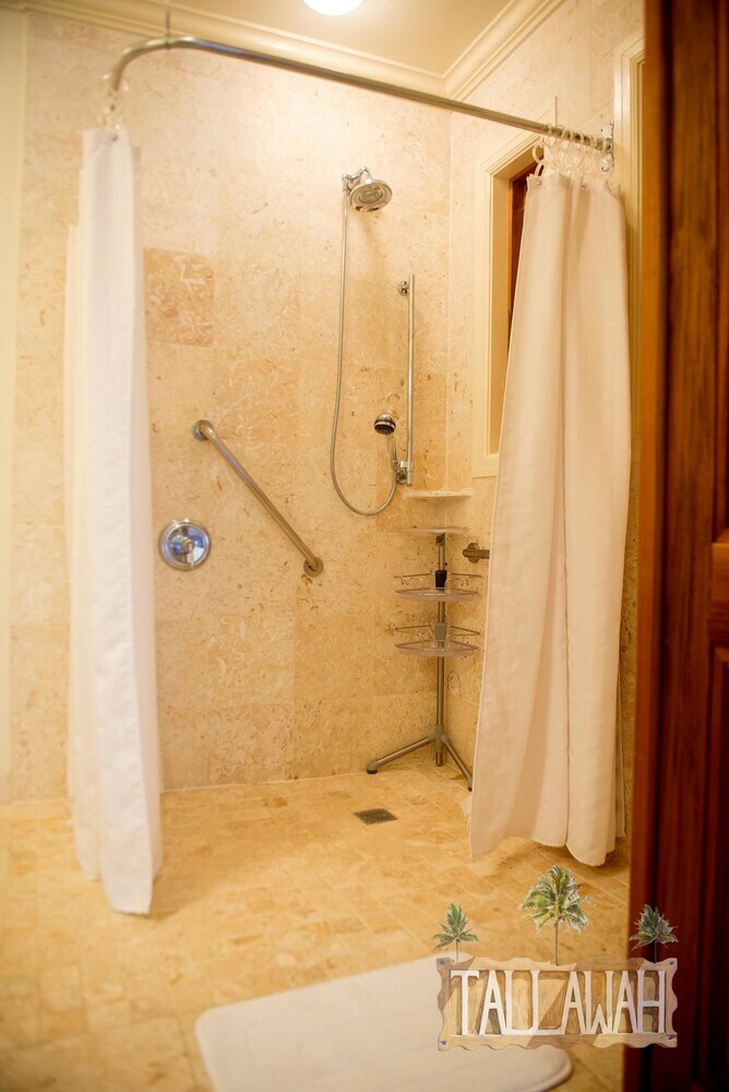 Tallawah Villa, Silver Sands Jamaica 7br