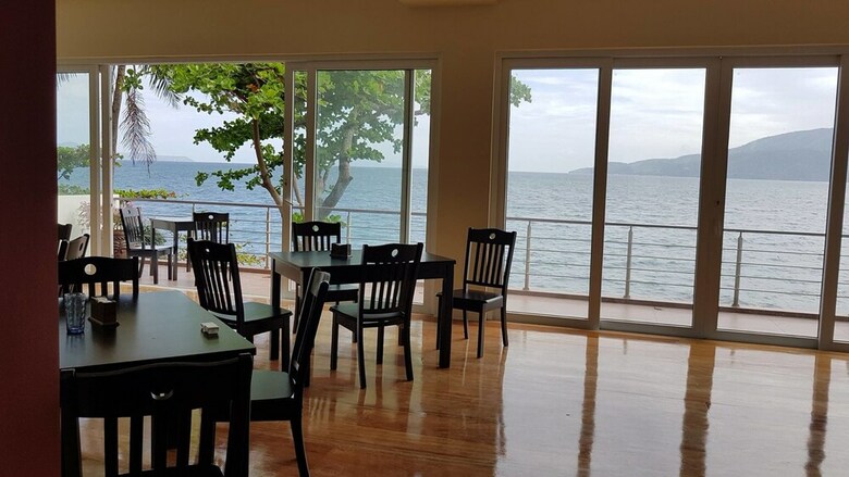 Hotel Paradiso Rito Waterfront Oasis