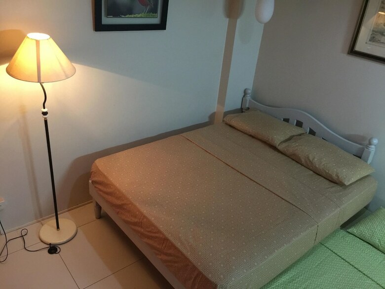Apartamento Condo Units Pico de Loro Hamilo Coast