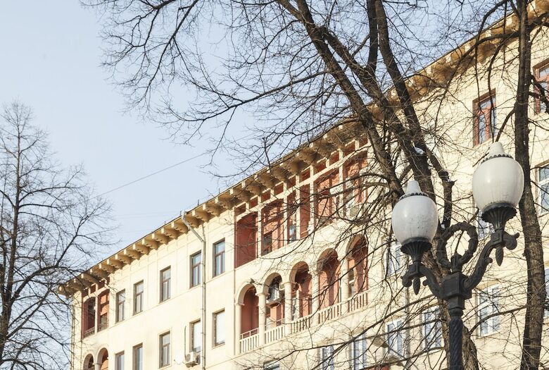Esquire Hotel