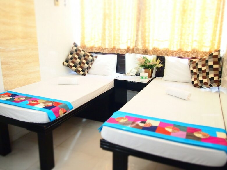 Hotel Woodstock Hostel