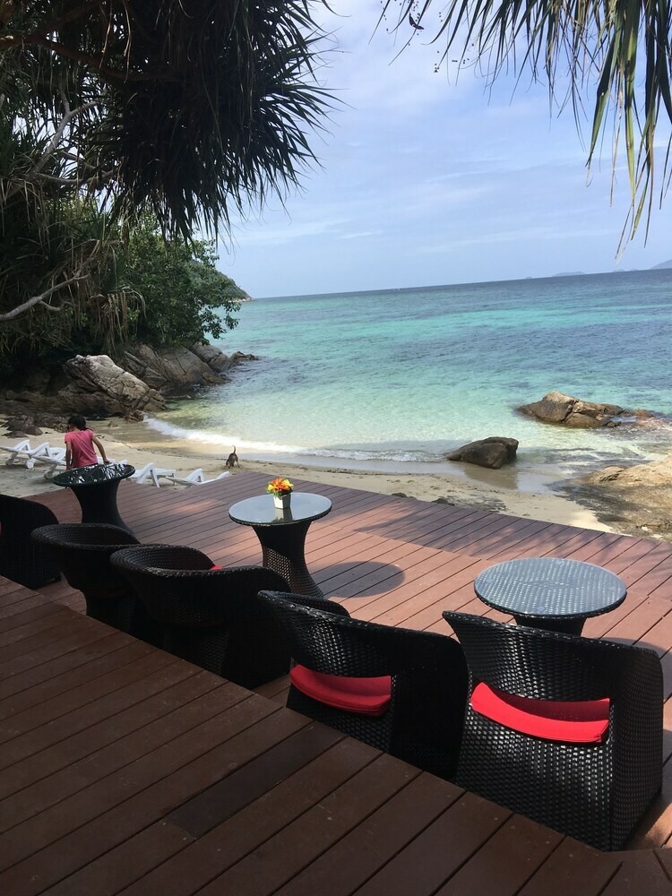 Hotel Decho Beach Resort