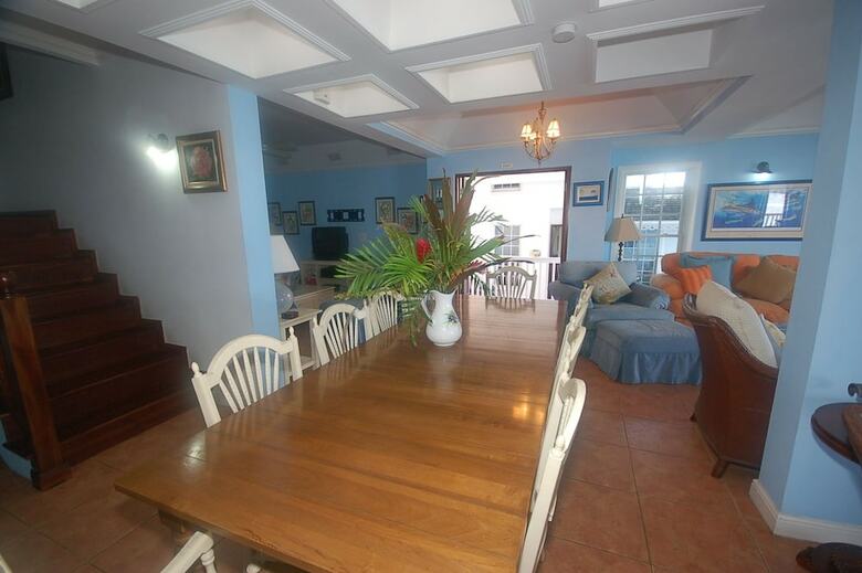 San Bar 6br By Jamaican Treasures