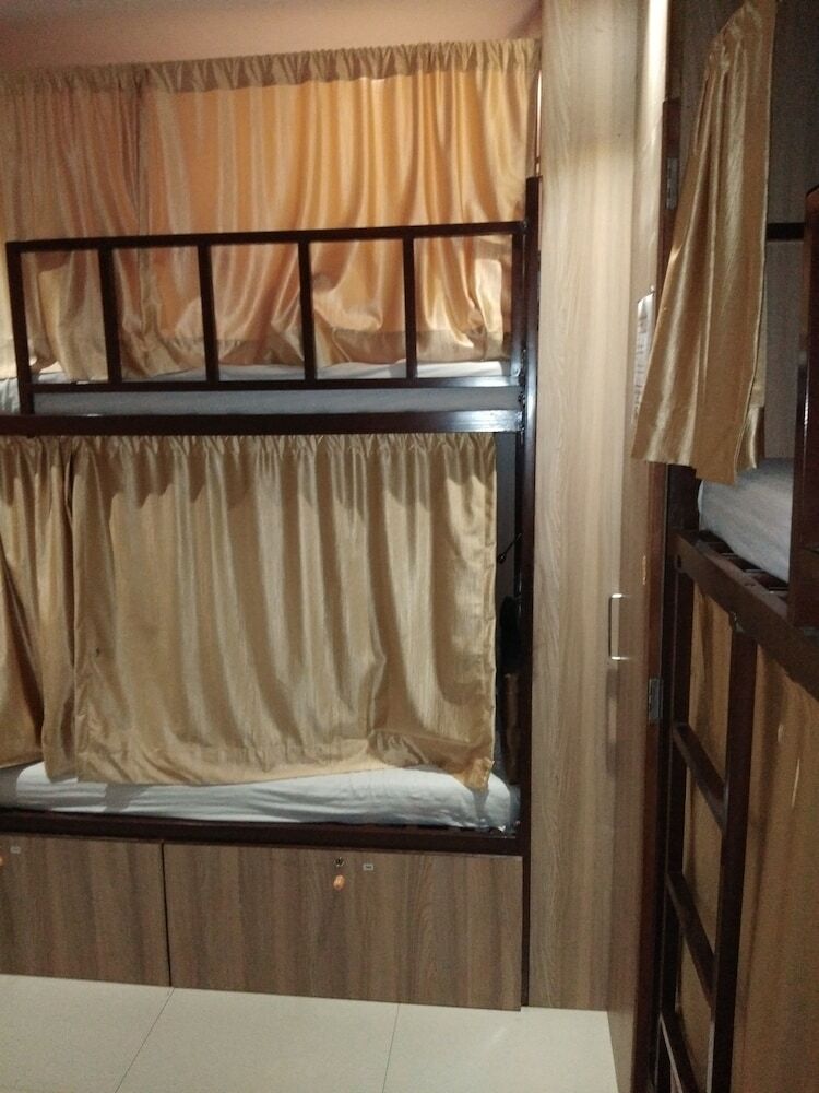 Hostal Golden Dormitory