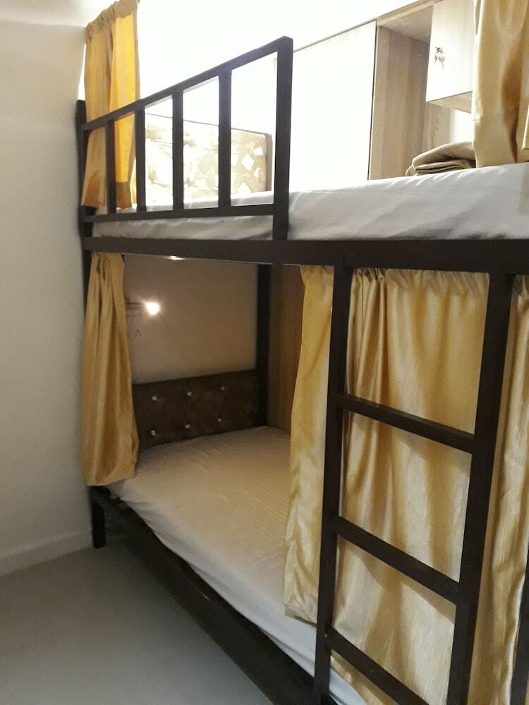 Hostal Golden Dormitory