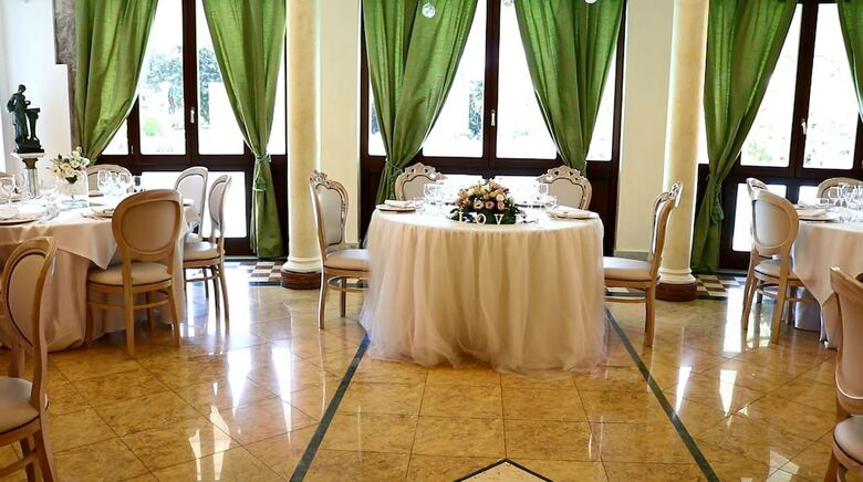 Hotel Arco Di Magliano