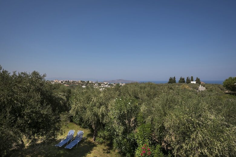 Apartamentos Orionas Village