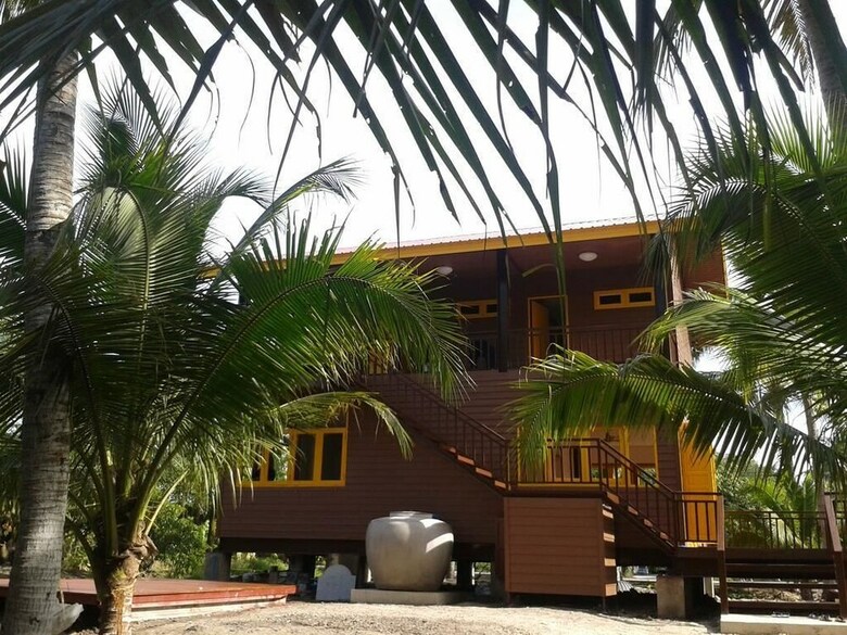 Hotel Phorkubmae Homestay