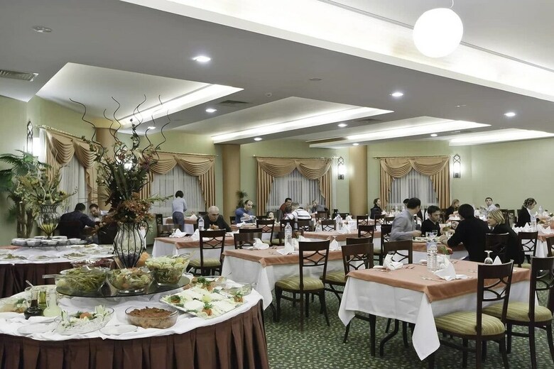 Grand Eras Hotel