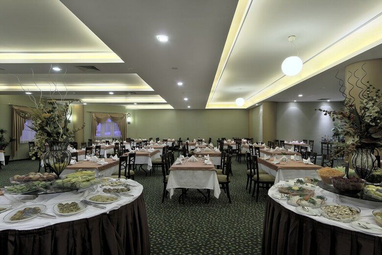 Grand Eras Hotel