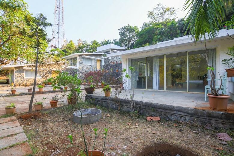 Hotel Beyond Stay Mahua Bagh Murud