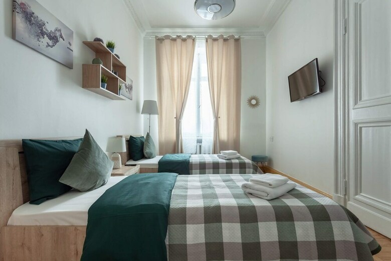 Apartamentos Kudrinskaya Tower
