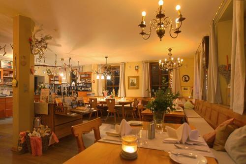Hostal Landgasthof Zur Br�cke