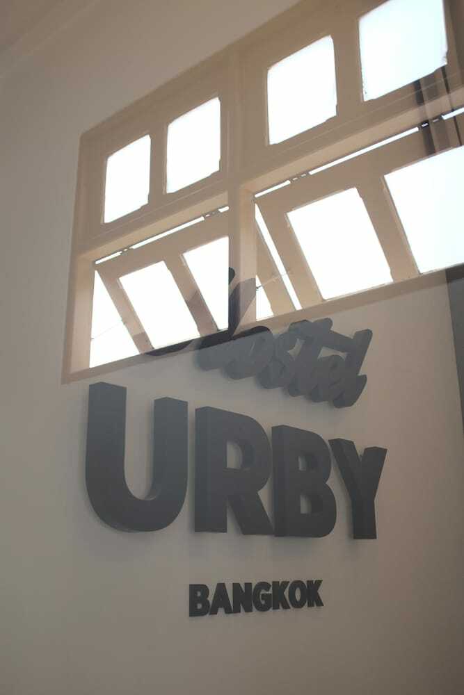 Hostal Hostel Urby