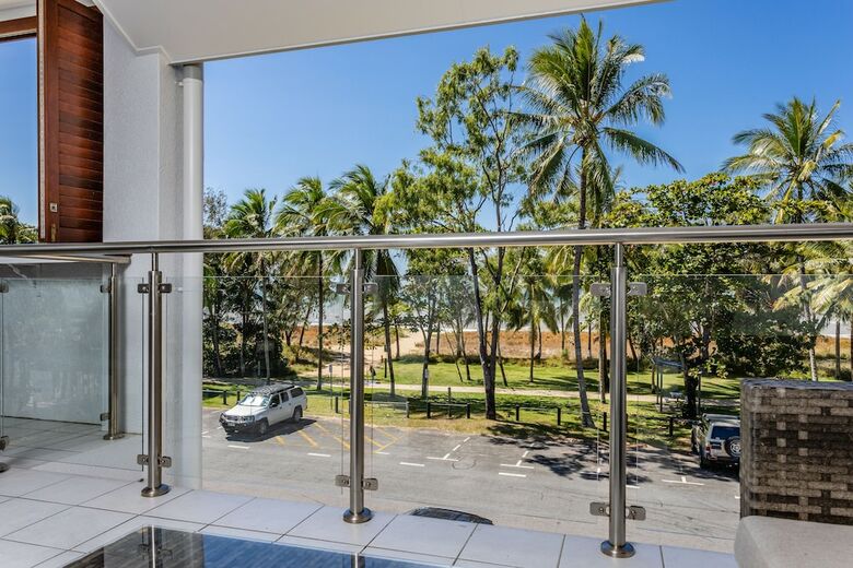 Apartamentos Oceansprey On The Beach