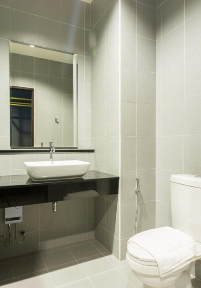 Seven Bee Boutique Hotel