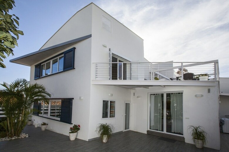 Luxury Apartments Villa San Salvador
