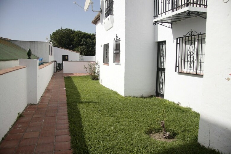 Apartamentos Aptos Pueblo Andaluz Canovas Nerja