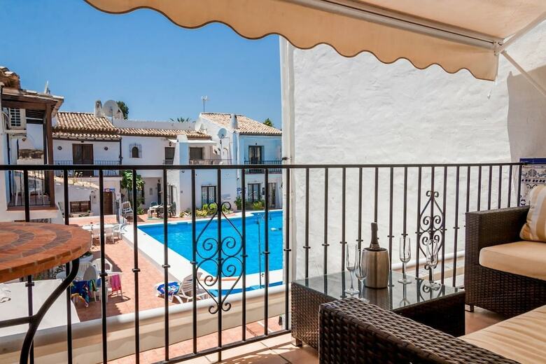 Apartamentos Aptos Pueblo Andaluz Canovas Nerja