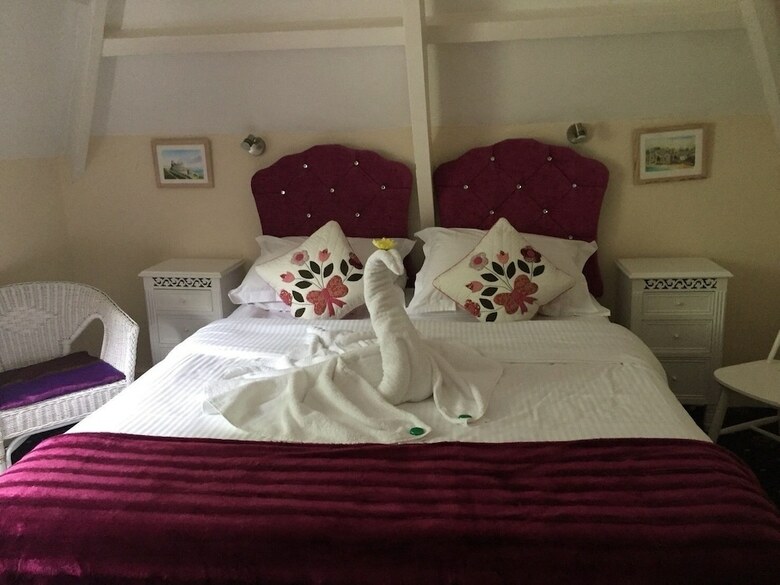 Bed & Breakfast The Estoril Hotel