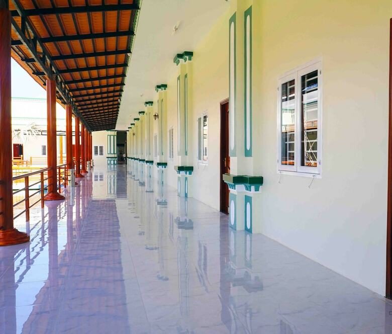 Truong Huy Hotel