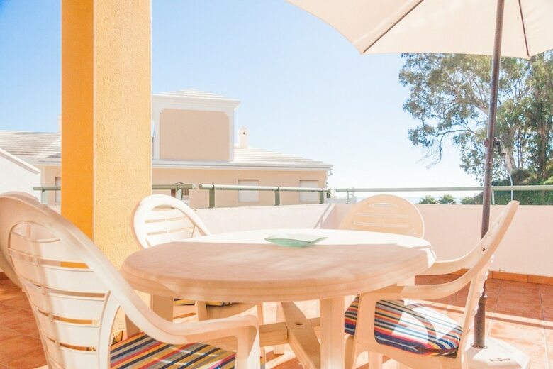 Apartamentos Rubarsal Canovas Nerja