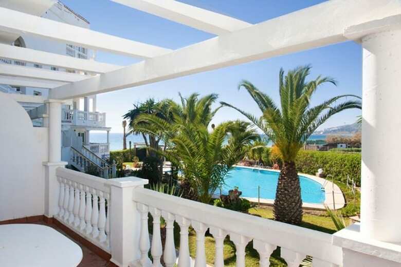 Apartamentos Stella Maris Canovas Nerja