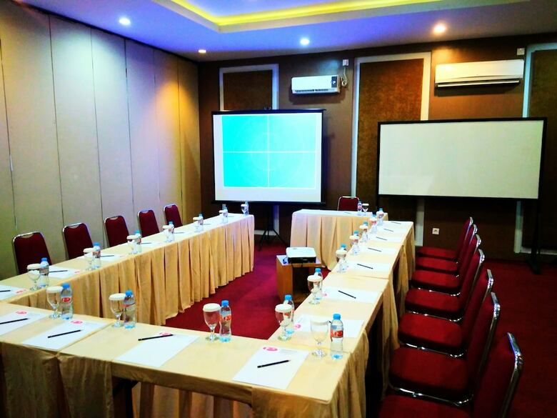 Parma Indah Hotel