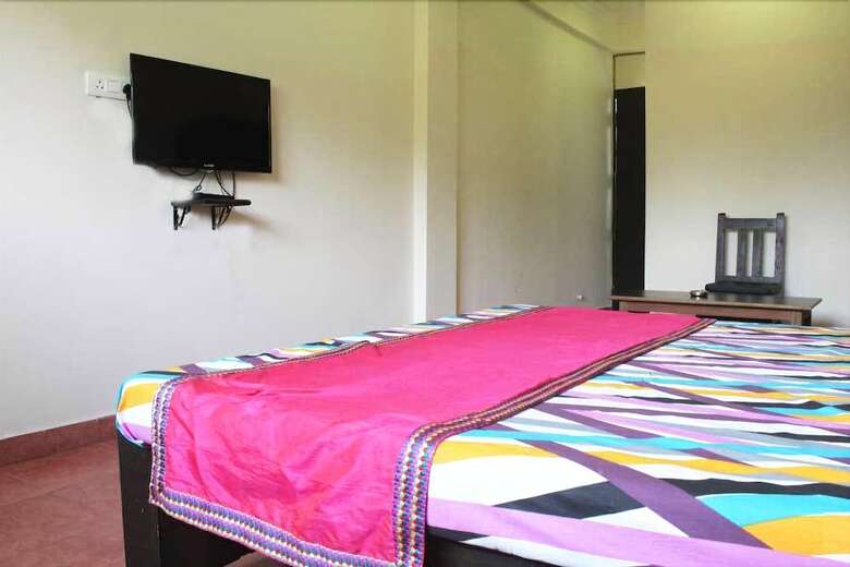 Hotel Morjim Bay Resort