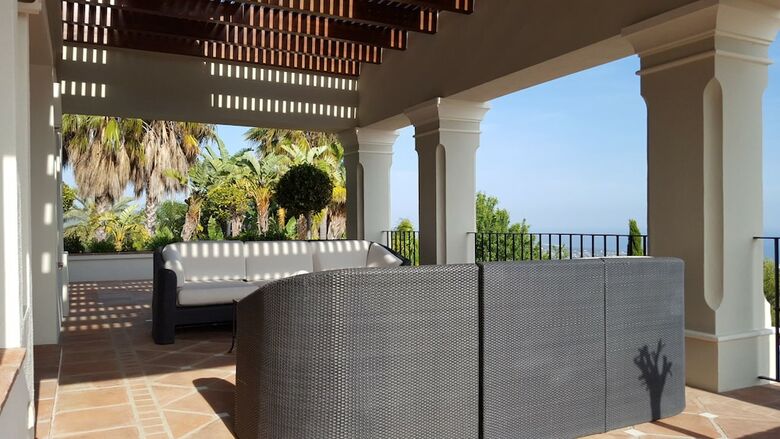 Villa Los Monteros Ocean Views Canovas