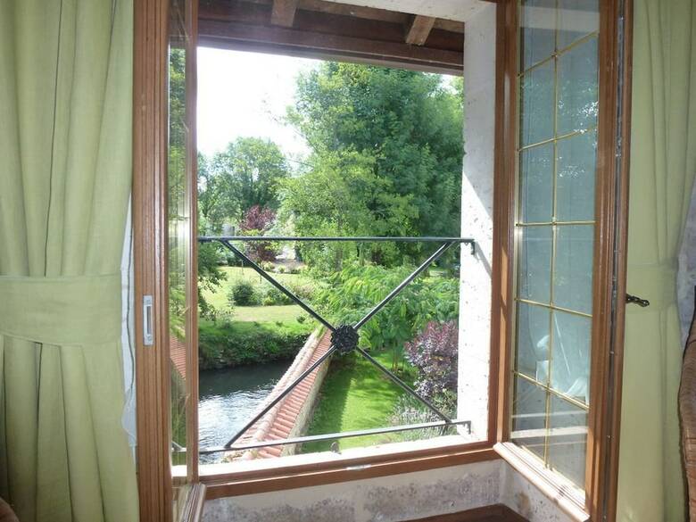 Hotel Moulin Du Fontcourt Chambre D'h�tes