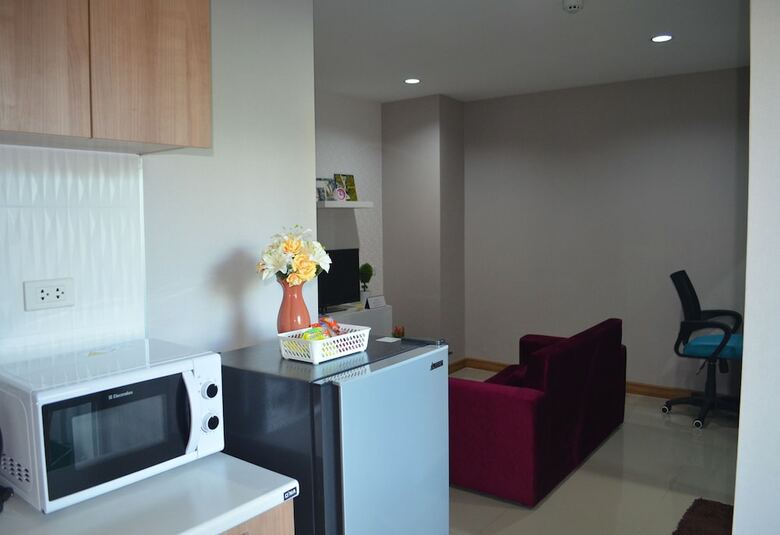Pansook The Urban Condo