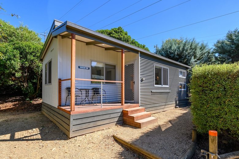Cabana Bright Riverside Holiday Park