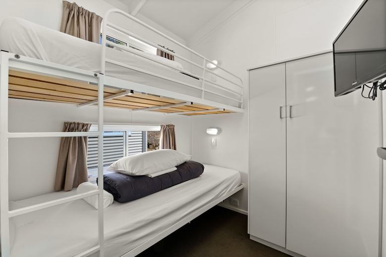 Cabana Bright Riverside Holiday Park
