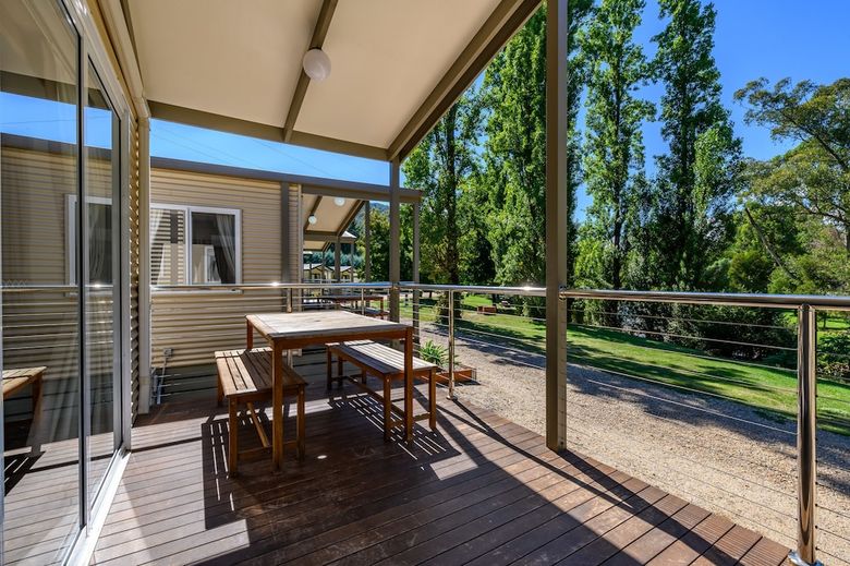 Cabana Bright Riverside Holiday Park