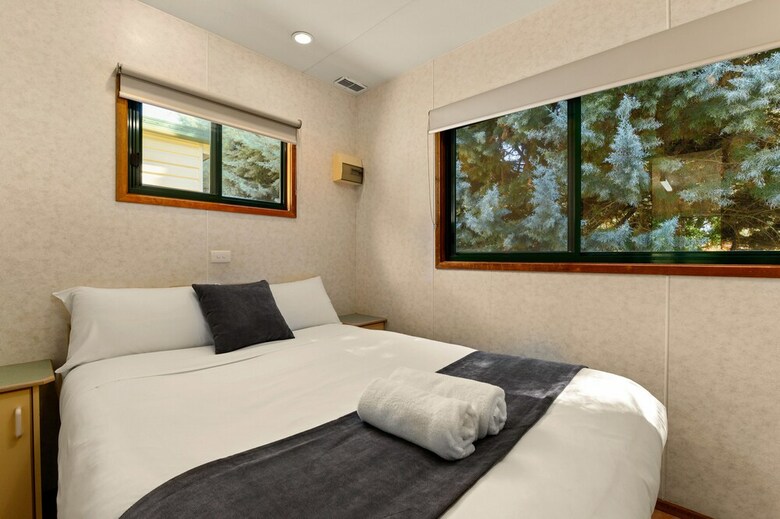 Cabana Bright Riverside Holiday Park