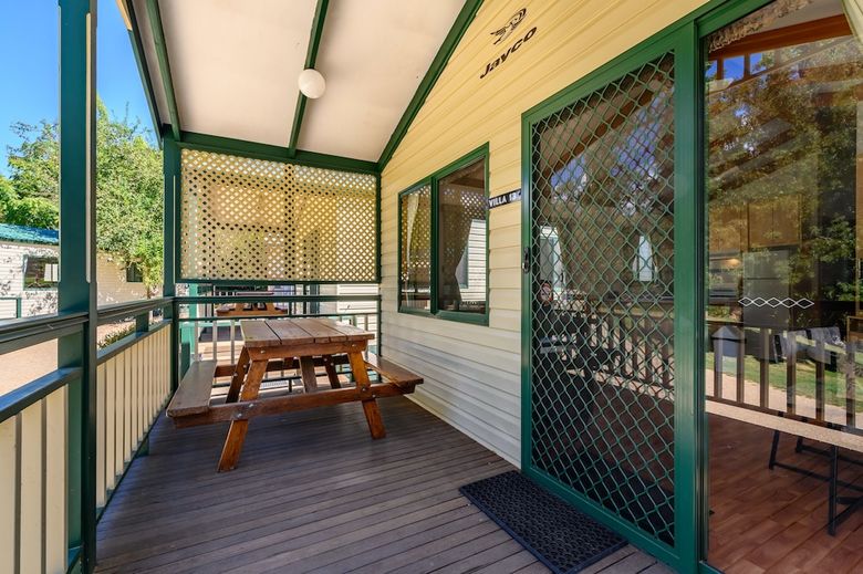 Cabana Bright Riverside Holiday Park