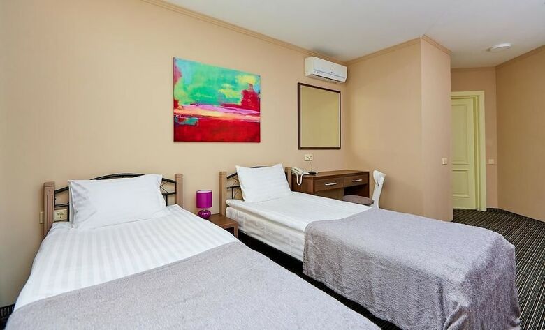 Hotel Wellotel Yuzhne