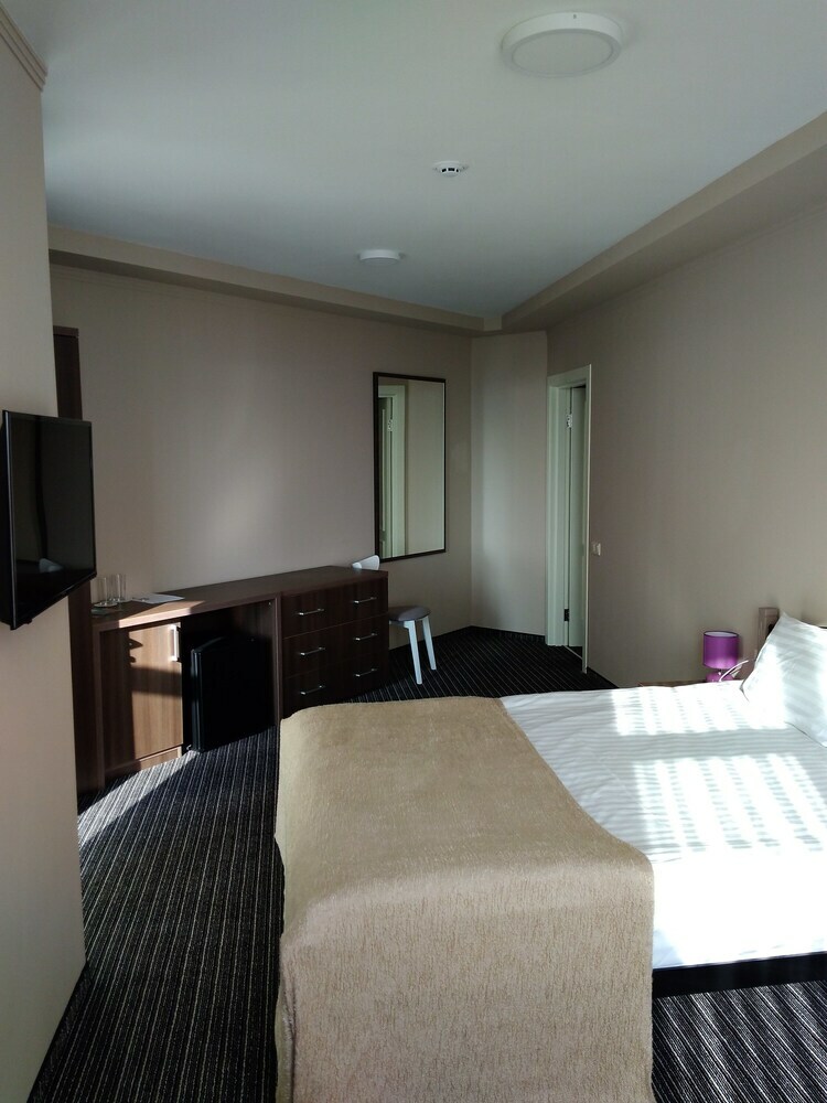 Hotel Wellotel Yuzhne