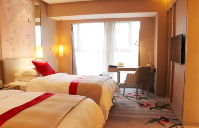 Weihaiwei Hotel B Plaza